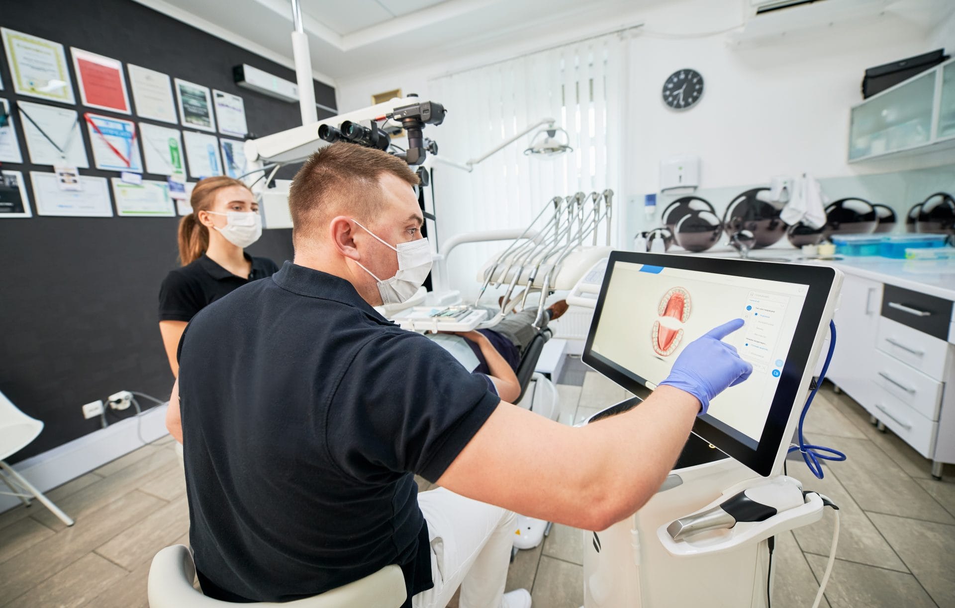 How Digital Dental Technology is Revolutionizing Your Treatment Experience in 2025